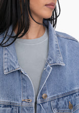 Load image into Gallery viewer, 90&#39;s Oversized Denim Jacket
