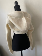 Load image into Gallery viewer, Knitt bolero - cream (HOODIE)
